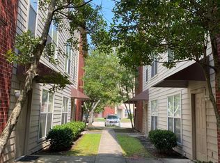5165 Etta St #8-C, Baton Rouge, LA 70820