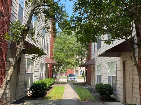 5165 Etta St #8-C, Baton Rouge, LA 70820