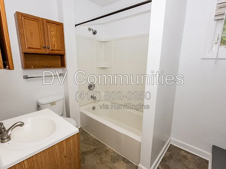 4488 W 149th St — Photo 11