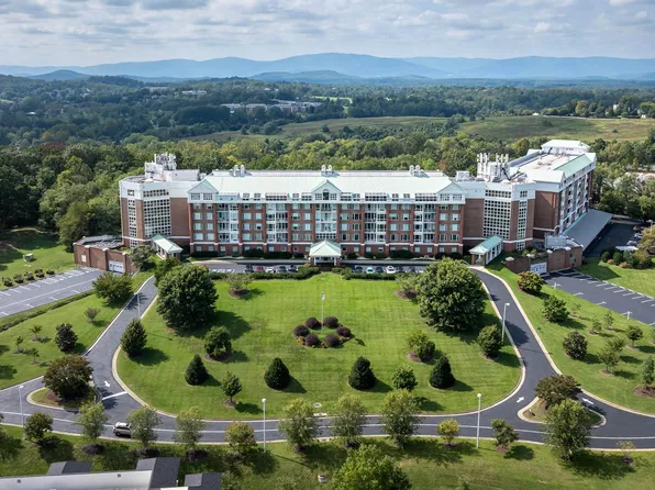 500 Crestwood Dr Unit 2402, Charlottesville, VA 22903