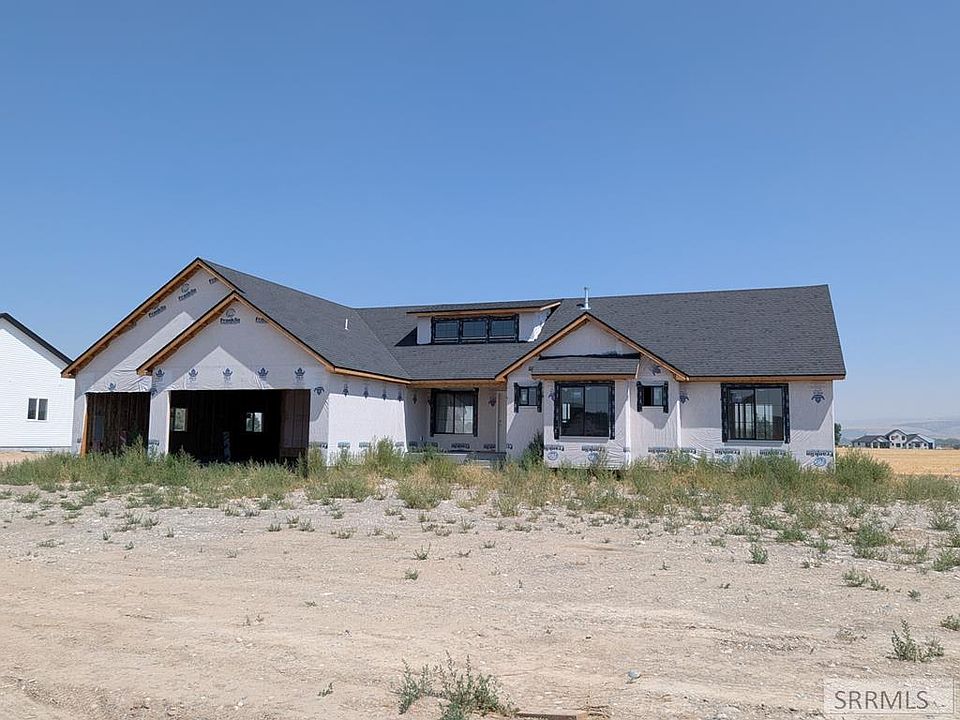 1st image of 671 Glacier Ave