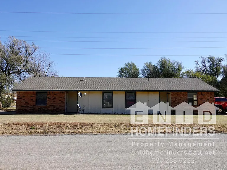 2701 E Pine Ave — Photo 1