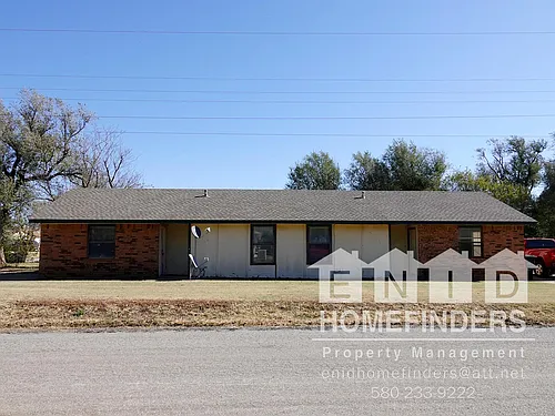 2701 E Pine Ave Photo 1 2701 E Pine Ave Photo 1