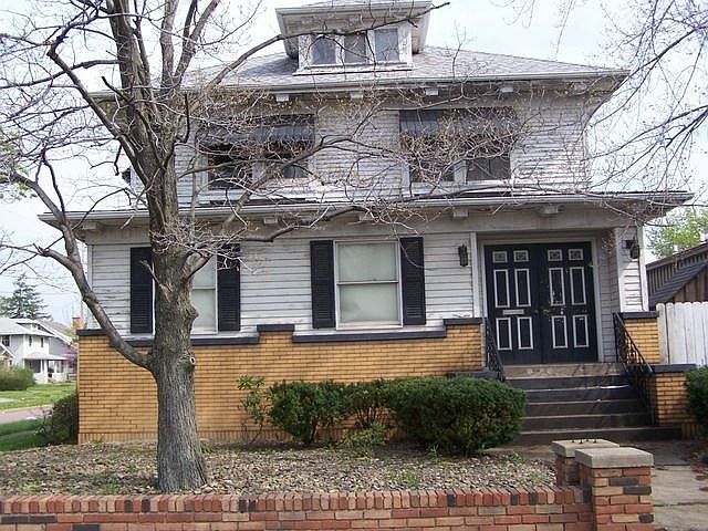 1st image of 1213 E Market St