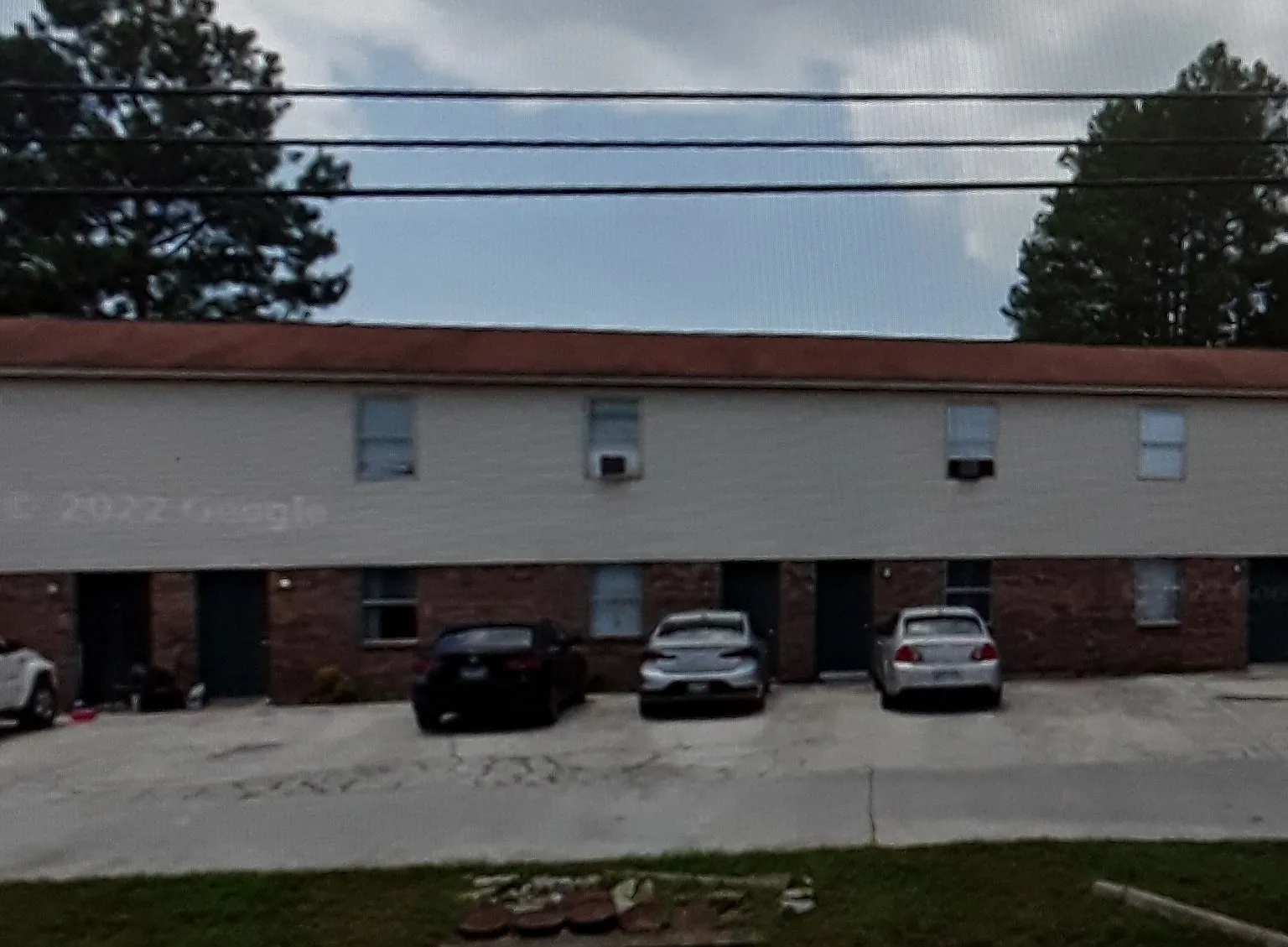 2 bed, 1.5 bath, $850 — Photo 1