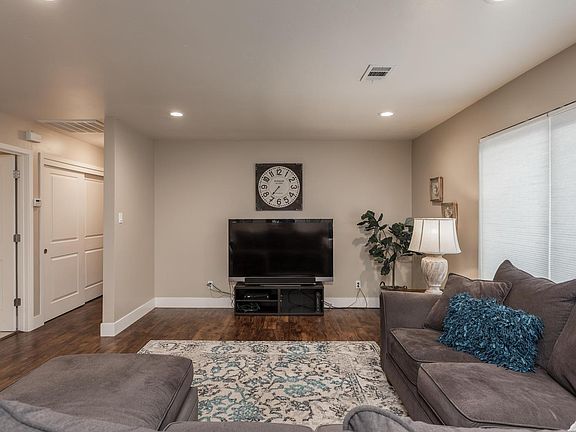 4th image of 5099 Patti Jo Dr