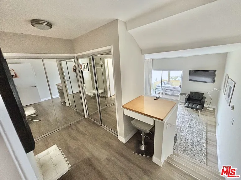 18063 Coastline Dr — Photo 24