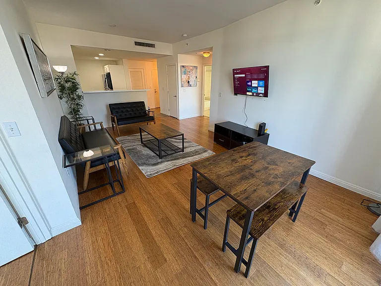 530 K St #711 — Photo 24