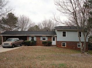 3131 Macedonia Pl, Powder Springs, GA 30127