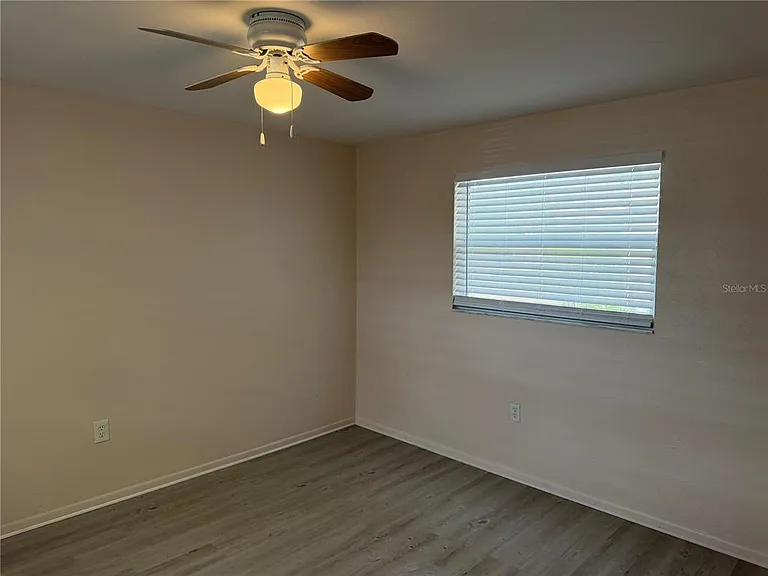 5333 Duncanwood Dr — Photo 10