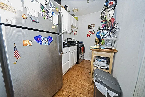 Rented by Level Group | media 15