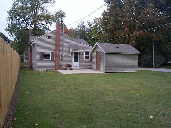3rd image of 512 N Whitlock Ave