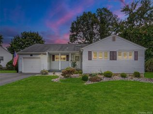53 Greywood Dr, Orangeburg, NY 10962