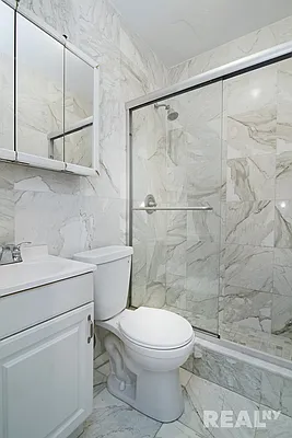 Rented by REAL New York | media 5