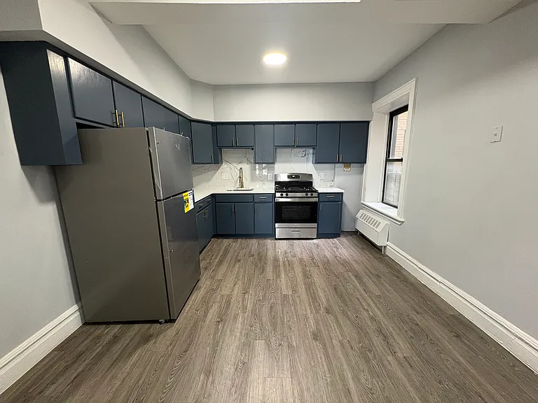 583 MT. Prospect Gardens — Photo 15
