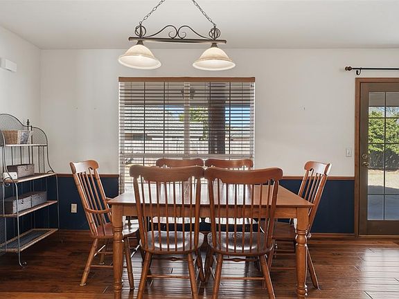 5th image of 12415 S Villa Ave
