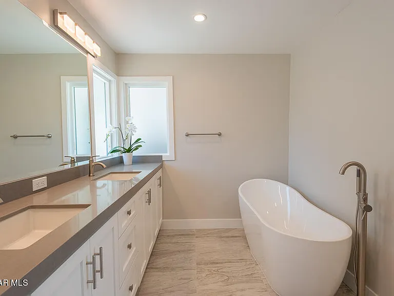 3708 Capstan Cir — Photo 16