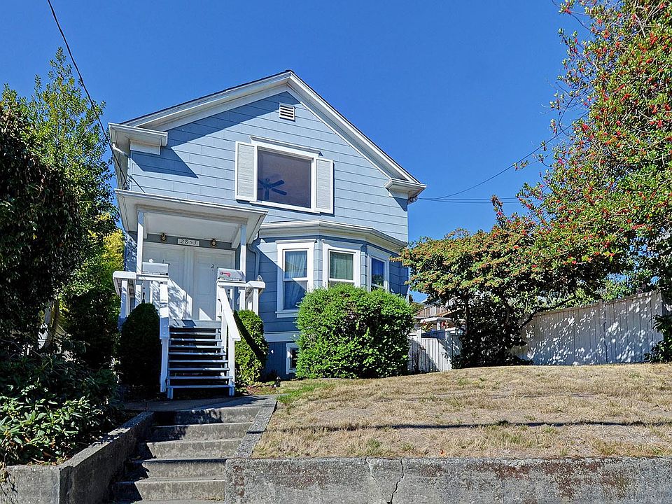 1st image of 2853 Thorndyke Ave W