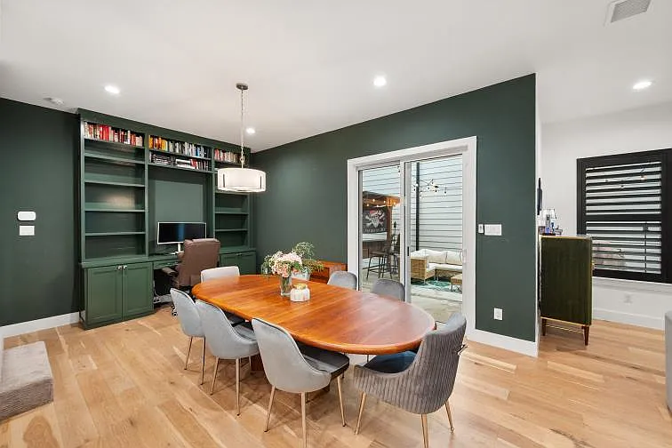 2240 Dalford St — Photo 10