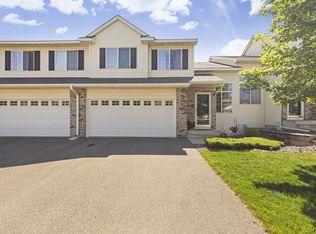13450 Settlers Ridge Dr, Burnsville, MN 55337