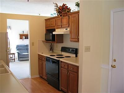 5th image of 1836 Rosina Dr
