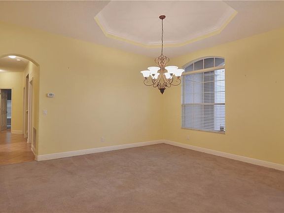 5th image of 1643 Chandelle Ln