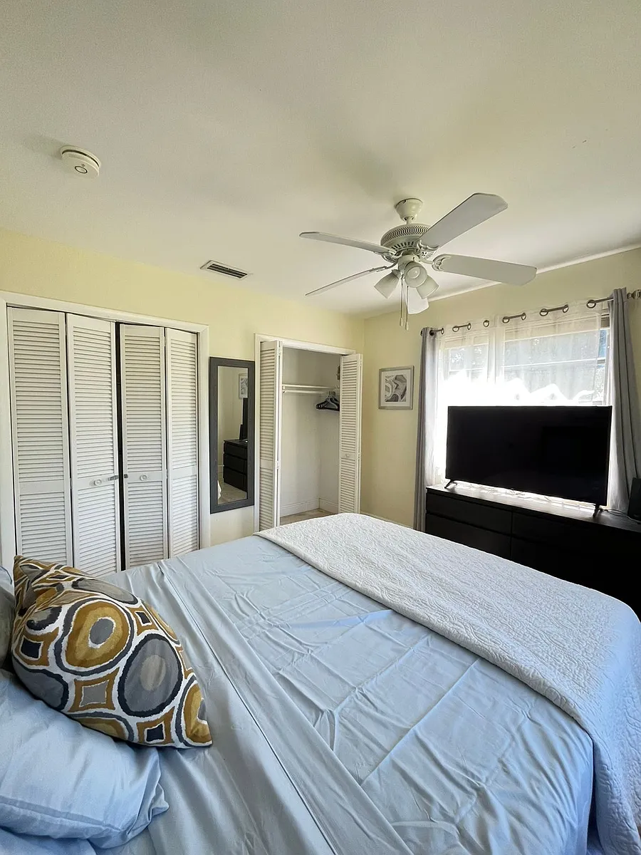 Bedroom - 3531 SW 24th St #1