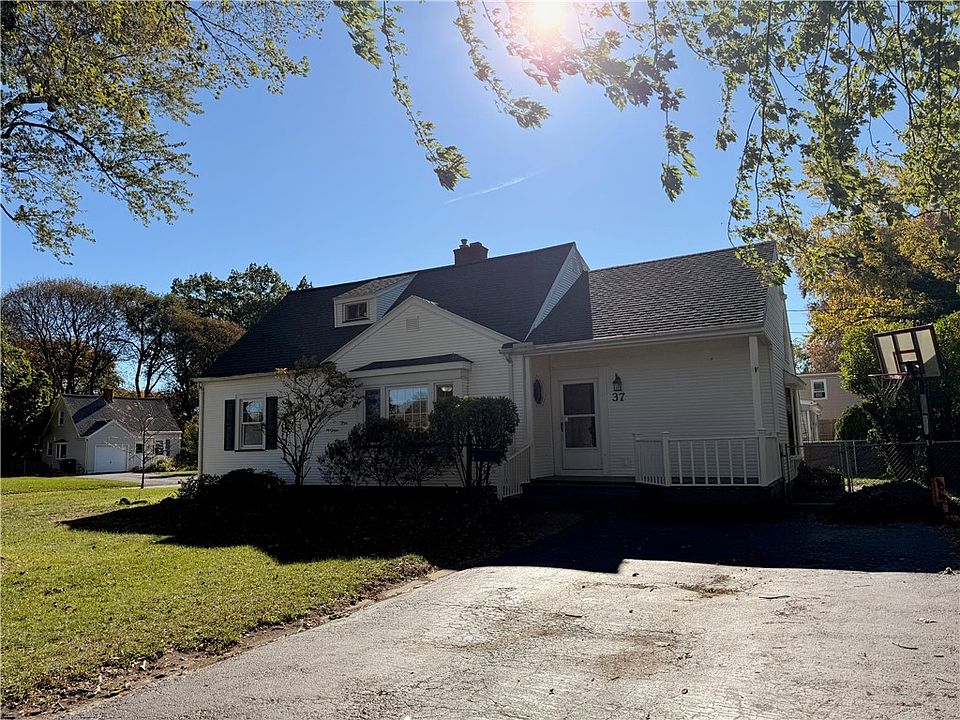1st image of 65 Woodside Ln