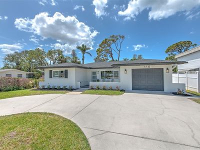 110 8th St, Belleair Beach, FL, 33786