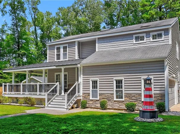 2400 Toro Ct, Virginia Beach, VA 23456