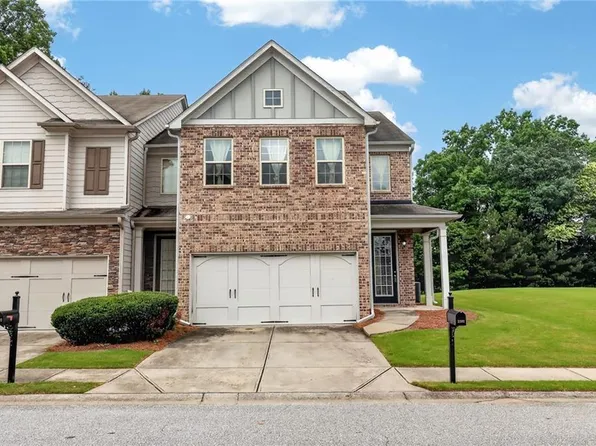 3302 Brockenhurst Dr, Buford, GA 30519
