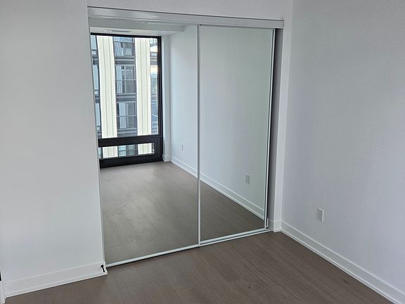 5th image of 91 Montclair Ave #1901