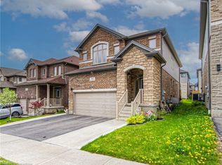 382 Beechdrops Dr, Waterloo, ON N2V0E8