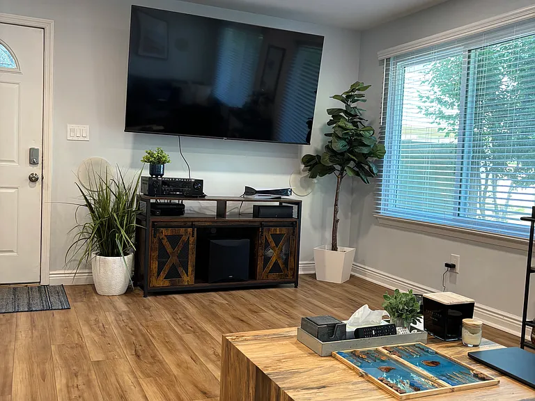204H Springmeadow Dr — Photo 8