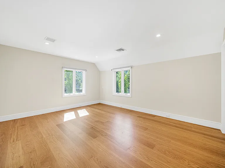 59 Fresh Pond Ln — Photo 30