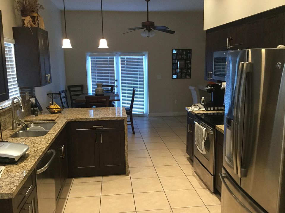Remolded kitchen with new appliances