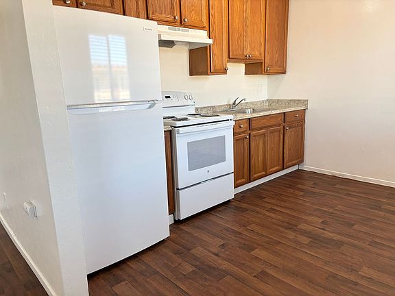2nd image of 3565 Van Dyke Ave APT 7