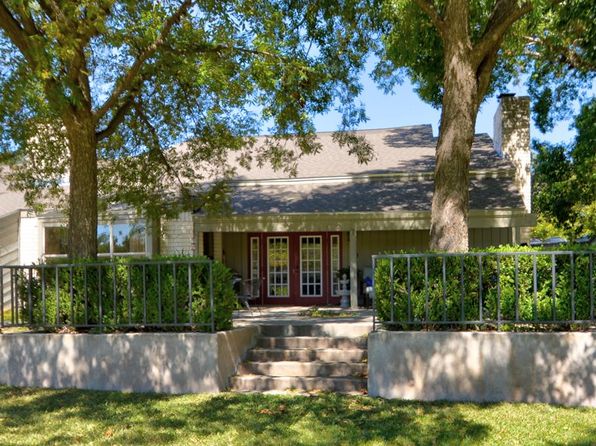 Waterfront Kerrville Tx Waterfront Homes For Sale 18 Homes Zillow