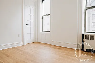 Rented by Nolita Group