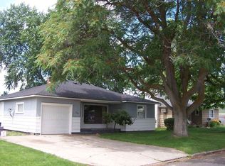 1114 S 4th Ave, Yakima, WA 98902