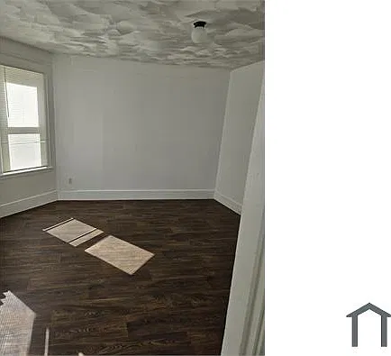 3 bed, 3487 sqft, $2,200 — Photo 3