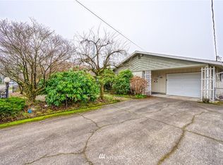 8236 S G St, Tacoma, WA 98408