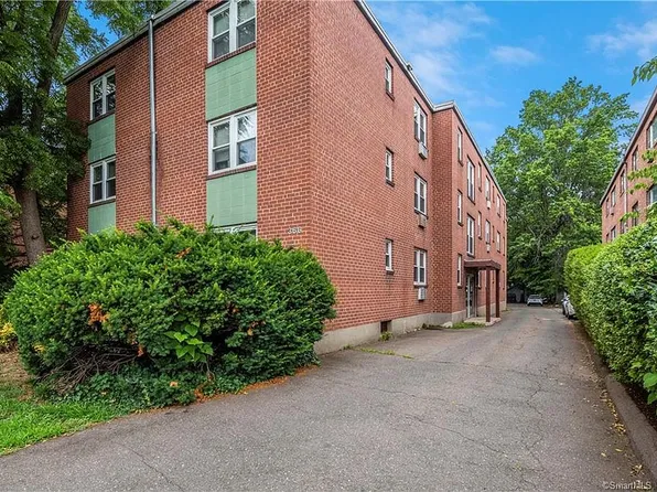 366 Park Rd, West Hartford, CT 06119