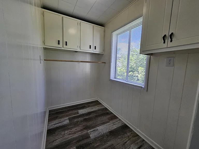 2918 S Taft Ave — Photo 12