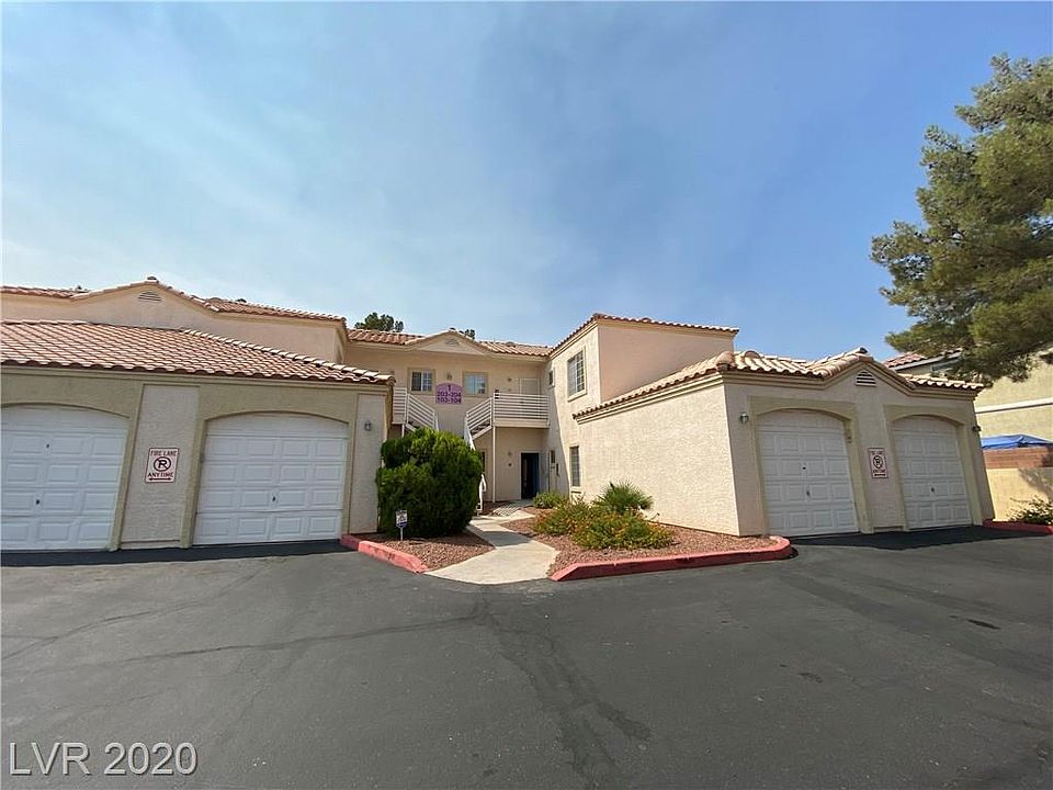 1st image of 1900 N Torrey Pines Dr Unit 204