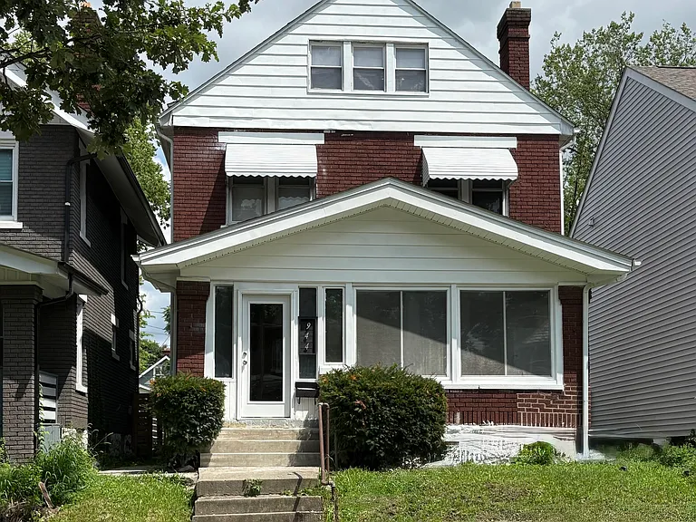 944 S Ohio Ave — Photo 2