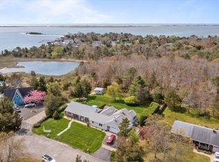 19 Hampton Harbor Rd, Hampton Bays, NY 11946