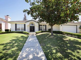 1512 Fieldspring Dr, Bakersfield, CA 93311