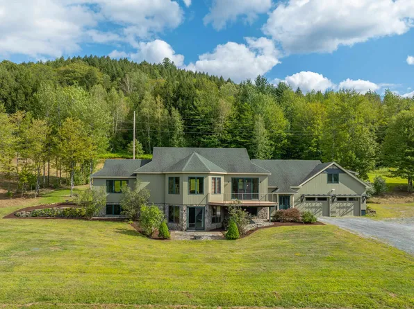 411 Wood Road, Hartford, VT 05059
