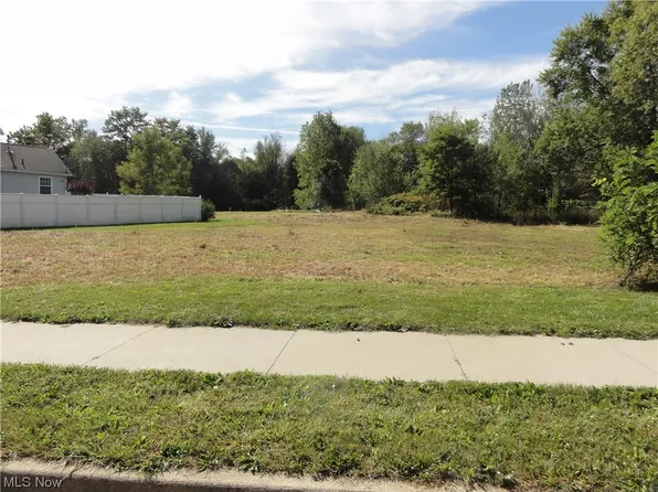 LOT 32 Whitetail Trl NE, Canton, OH 44704